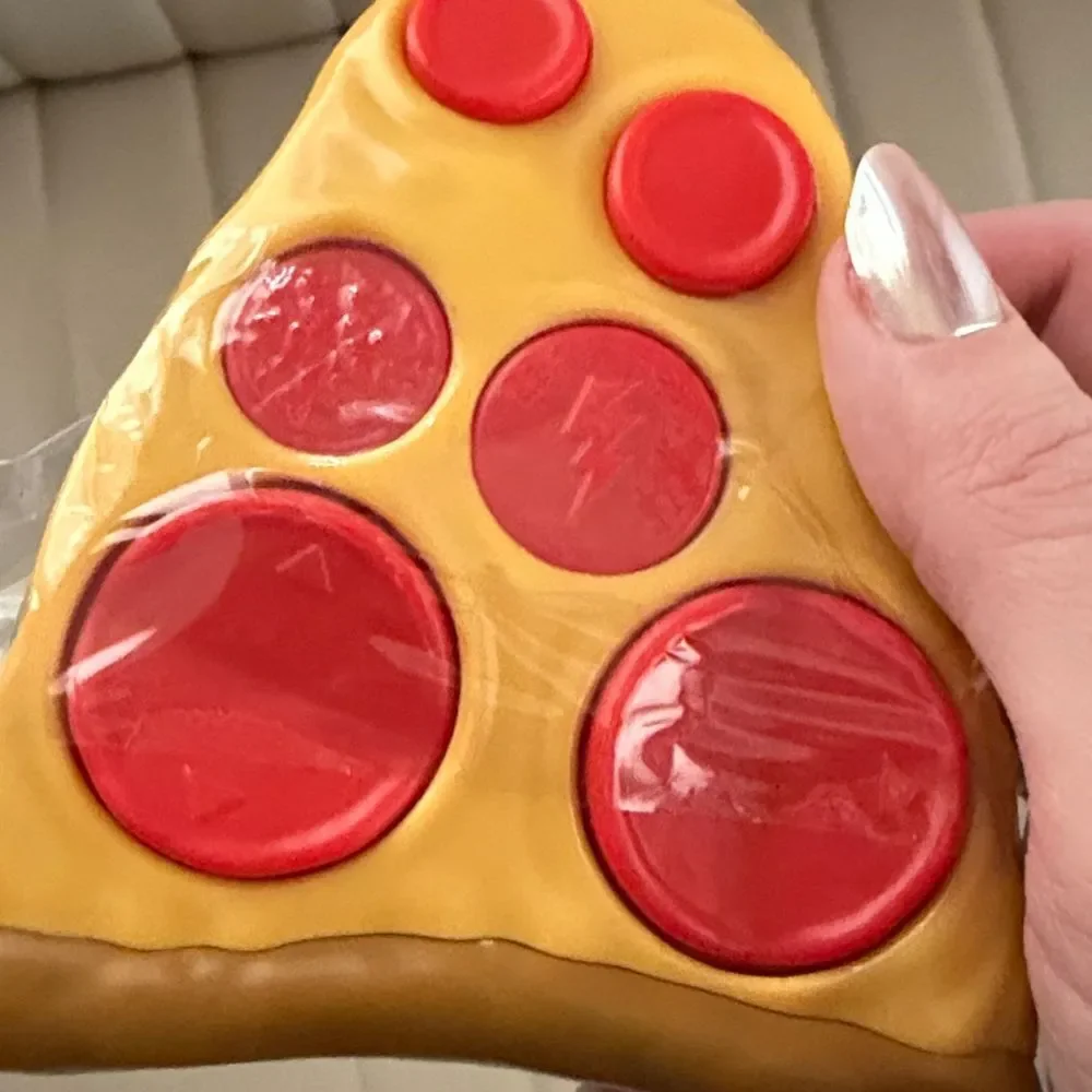 Ninja Turtles Toy Van with Pizza Top (as is) needs batteries remote pizza